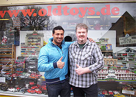 Wolfgang Gehrt und Sükrü Pehlivan vom Trödeltrupp